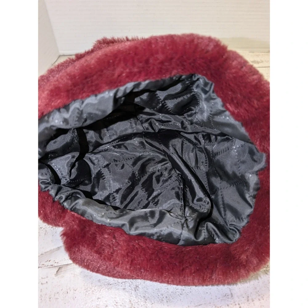 Faux Fur Wine Red Hat With Rhinestone Button